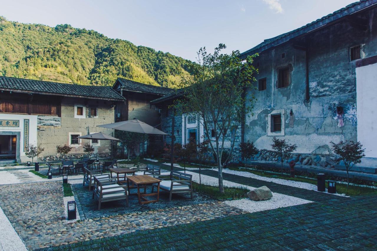 Hotel Tsingpu Tulou Retreat Zhangzhou Exterior foto